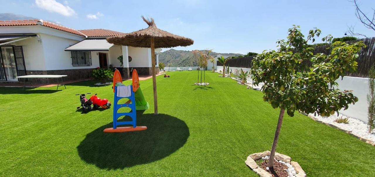 Villa Ilusion Canillas de Aceituno Exterior photo